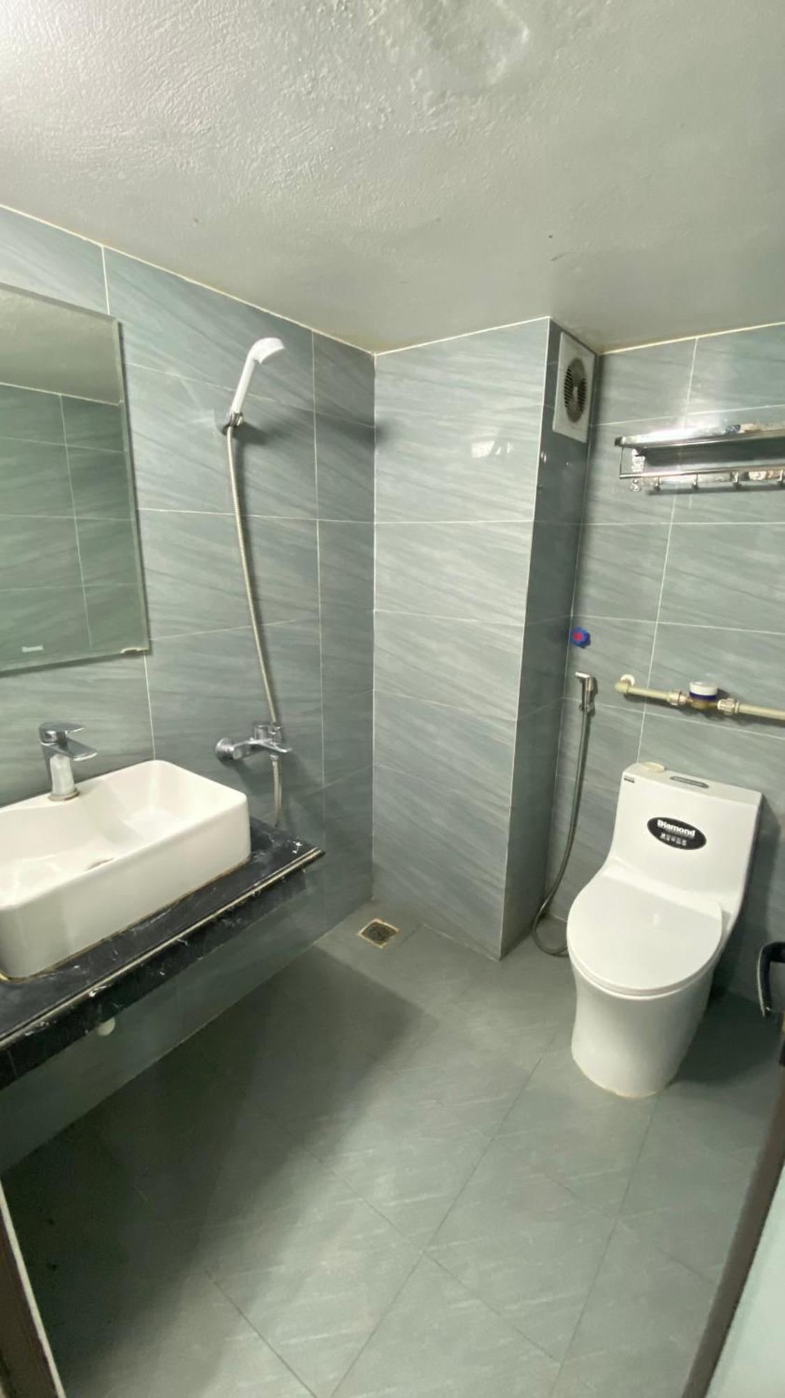 Era Apartment Tran Thai Tong Hanoi Exterior foto