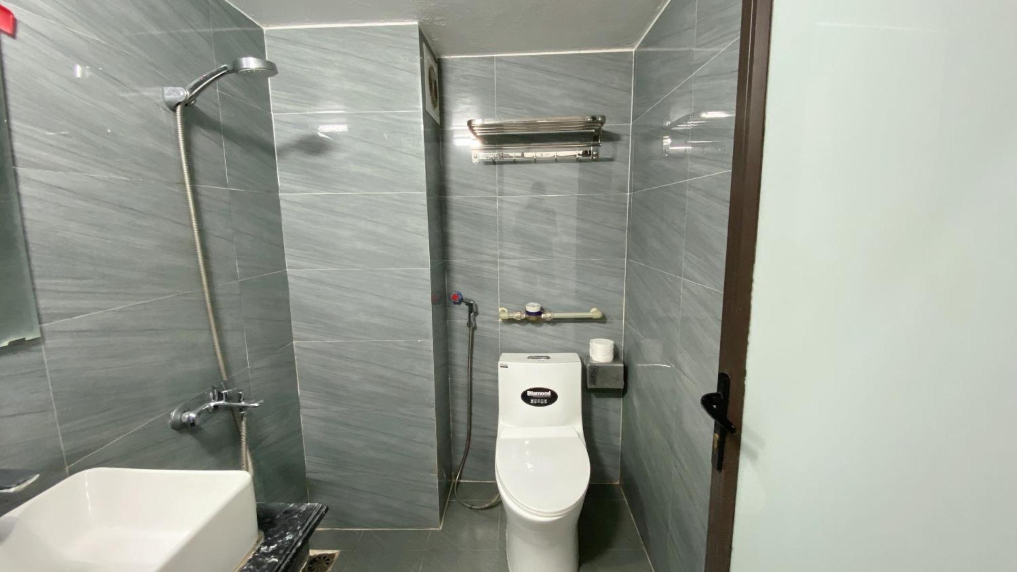 Era Apartment Tran Thai Tong Hanoi Exterior foto
